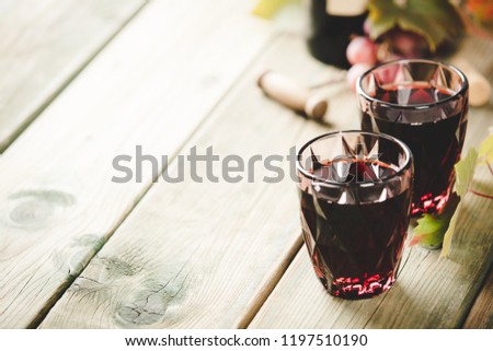 Red wine composition
