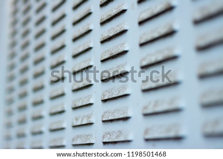 Metal surface with air vent perforation