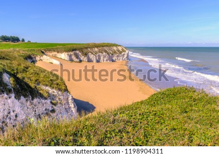Botany Bay a golden beach on the Thanet, Kent coast on the south east coast of England. Botany Bay is the northernmost of seven bays in Broadstairs. Royalty-Free Stock Photo #1198904311