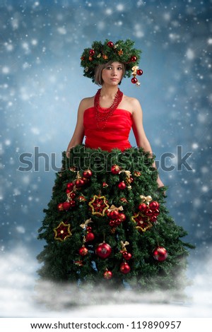 Christmas tree-woman