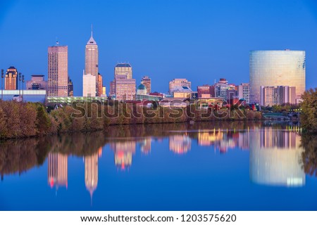 Indianapolis, Indiana, USA skyline on the White River.
