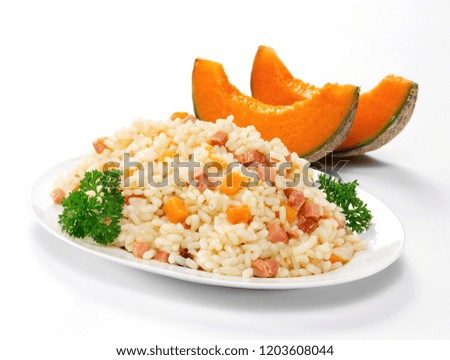 Risotto with melon and bacon