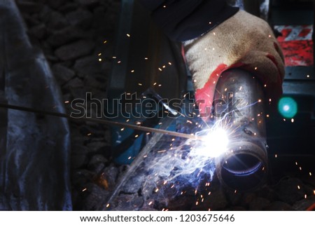 The category of electric welding connecting metal