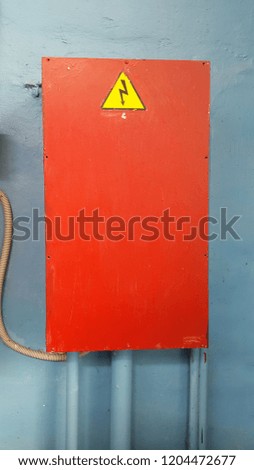 wall electrical junction box