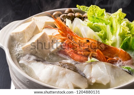 Eat seafood pot