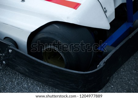 Rear tire of the racing kart