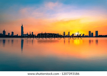 dusk of Xuanwu Lake in Nanjing