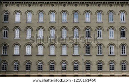 Windows / many windows on the building