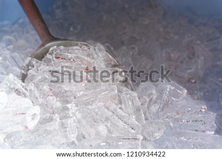 The ice for the drink.

