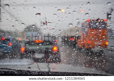 Droplet windshield, Rain