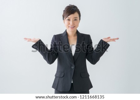Gesture of the businesswoman