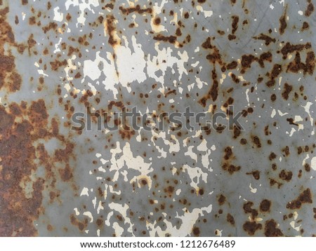 Rust on steel wall