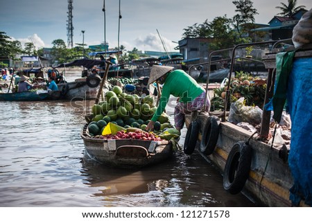 Phong Dien Floating Market, Cantho, Vietnam