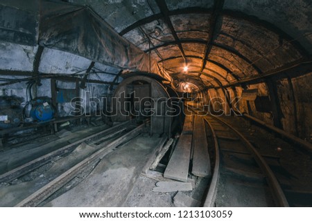 dumping of trolleys in an underground mine