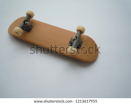 Fingerboard lay on paper