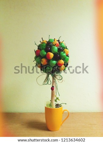 decorative and creative apple treeеу