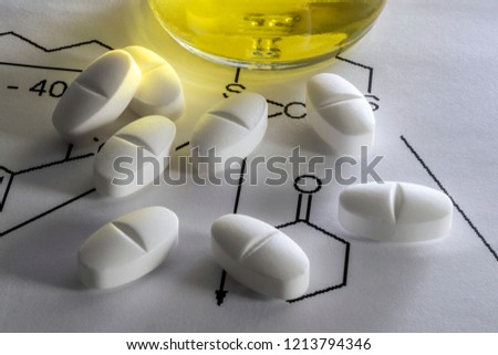 Some capsules white, formulation chemistry, conceptual image