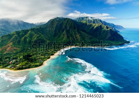 Napali Coast on Kauai, Hawaii Royalty-Free Stock Photo #1214465023