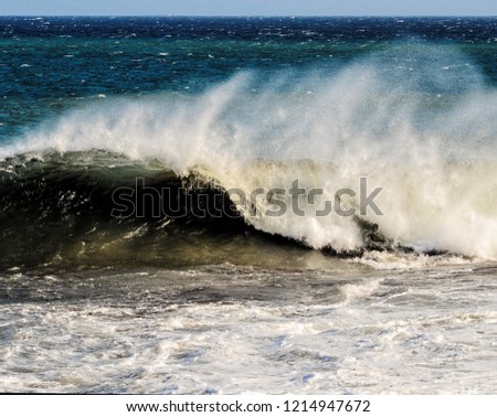 waves crashing on the beach, beautiful photo digital picture