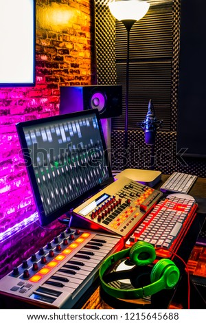 recording, broadcasting, sound editing, post production equipment in studio