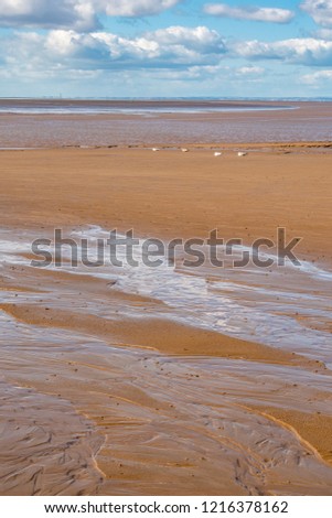 beach  patterns  in sand 