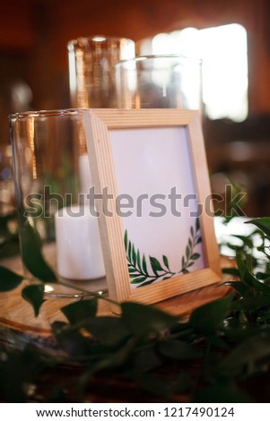 
wedding table settings rustic