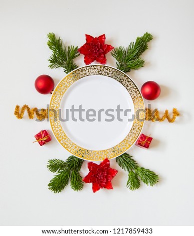 christmas card with circular space to write in the middle