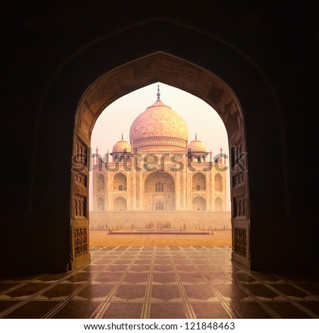 India. Taj Mahal indian palace. Islam architecture. Door to the mosque  Royalty-Free Stock Photo #121848463