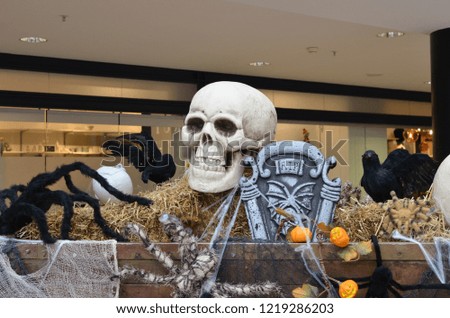 halloween in the mall