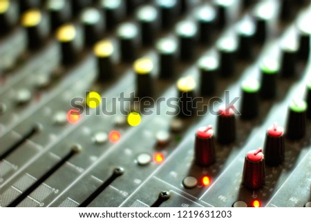 Button Volume audio mixer.