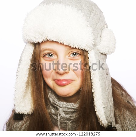 picture from a child girl with winter clothes
