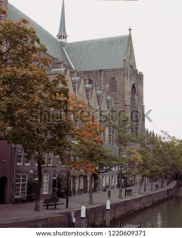 Picture of the tower of the church in Dordrecht