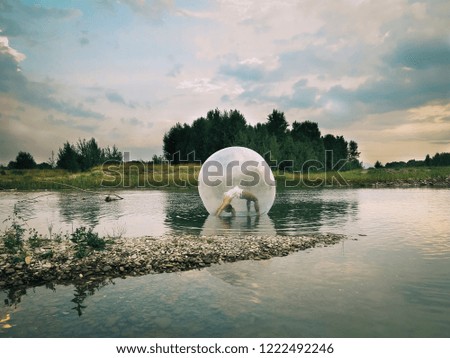 Water sphere bubble