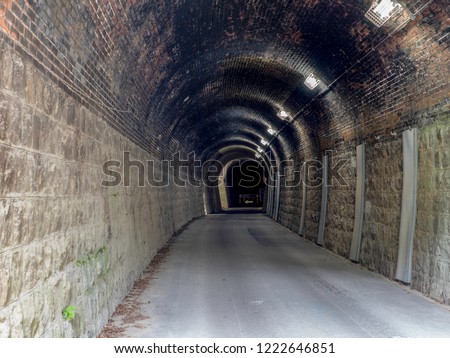 Tunnel with nobody inside , foreign language 通行止 means Road closed in english