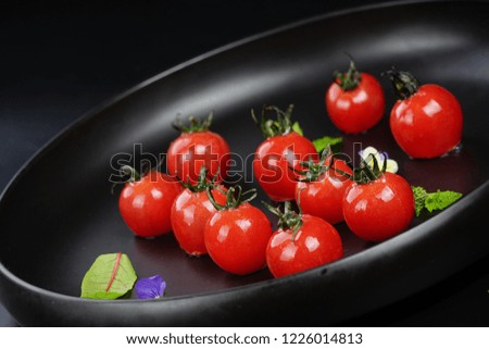 Cold vegetable rock sugar small tomato