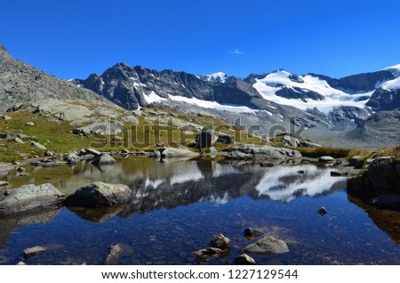 WHAT'S MORE BEAUTIFUL TO ADMIT THESE MOUNTAINS IN THE MORNING AT THE SUN RISE
The Evettes mountain hut in the heart of the Vanoise National Park in the french alps above Bonneval sur Arc