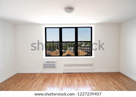 empty room Brooklyn Royalty-Free Stock Photo #1227239407