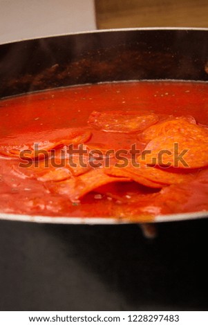 Pepperoni in Pasta Sauce
