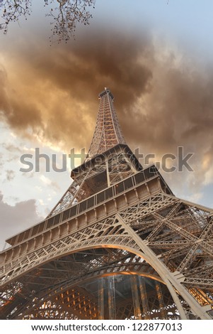 Wonderful sky colors above Eiffel Tower. La Tour Eiffel in Paris.
