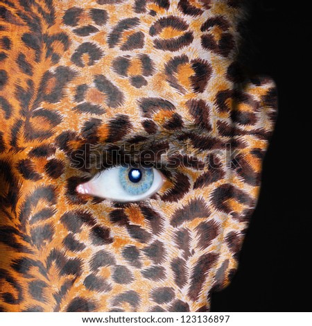 Geppard pattern on man face