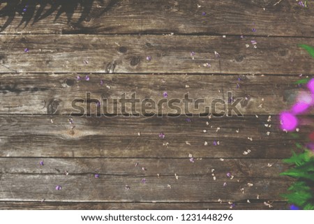 Board background vertical and a flower