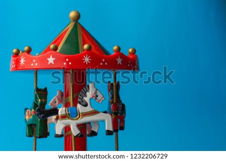 toy carousel red