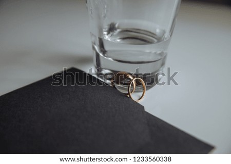 wedding rings water