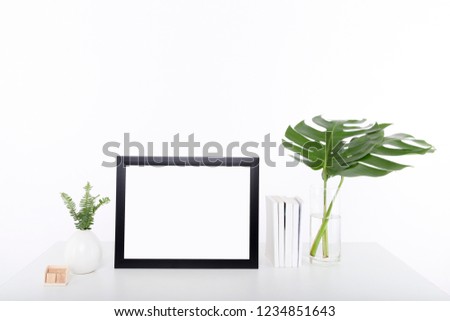 white frame with black border