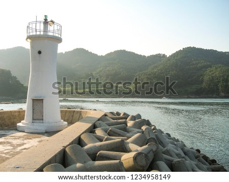 Saeryangdo, Gyeongnam Province
take a picture of a white lighthouse.
