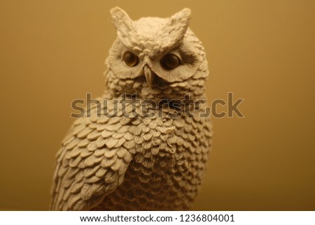 Owl Art White Tan