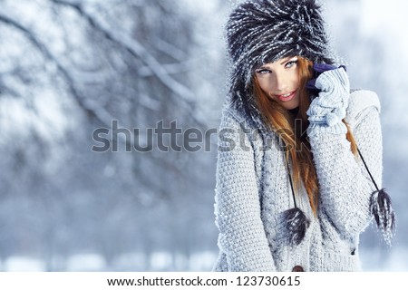 Beautiful brunette  hair girl i winter clothes
