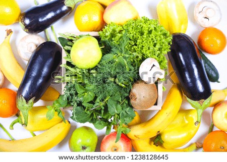 vegetables and fruits to cleanse the body lie on the table