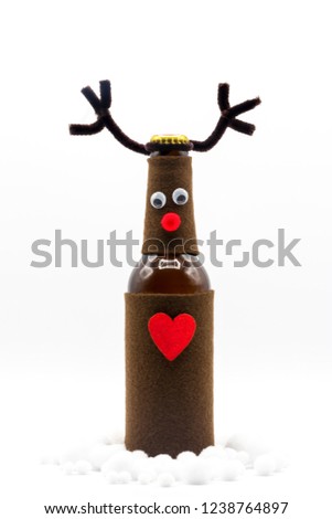 Merry Christmas Reindeer in the Snow / Funny Bottle / Christmas Card
