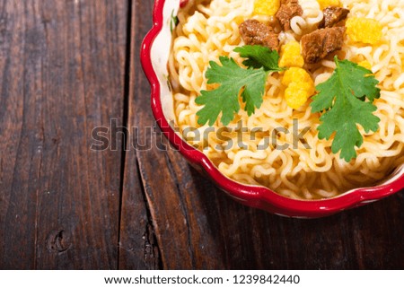 Cooked instant noodle picture